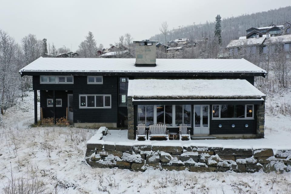 Property building, Day, Natural landscape, Winter