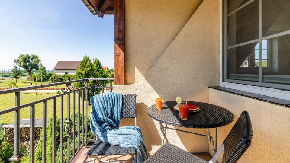 Day, View (from property/room), Balcony/Terrace, Seating area