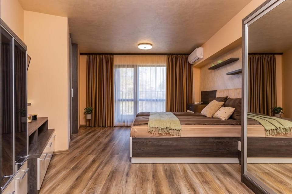 Bed, Bedroom, wardrobe