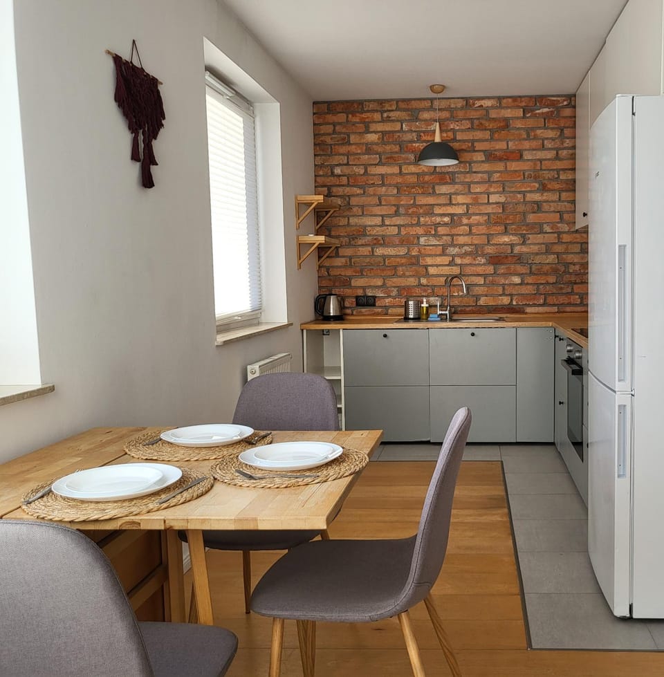 Mieszkanie Bażantowa z miejscem w hali garażowej Apartment in Gdansk