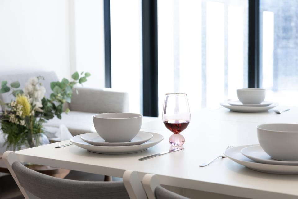 Food and drinks, Dining area, Drinks