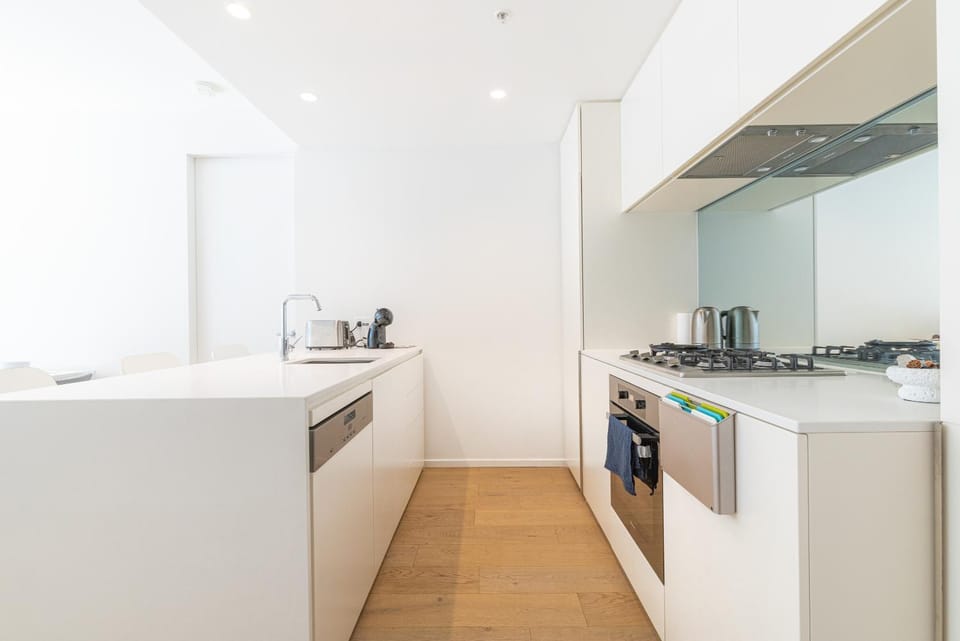 Coffee/tea facilities, Kitchen or kitchenette, dishwasher, oven, stove, toaster