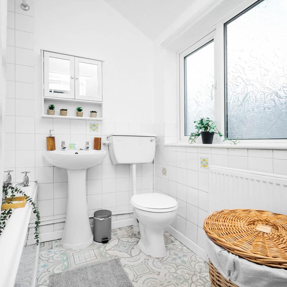 Toilet, Bathroom