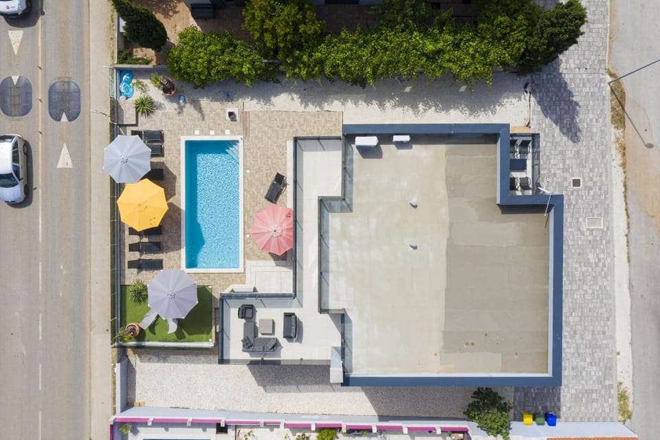 Property building, Swimming pool