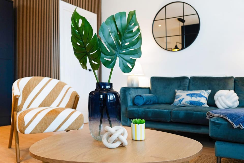 Living room, Seating area