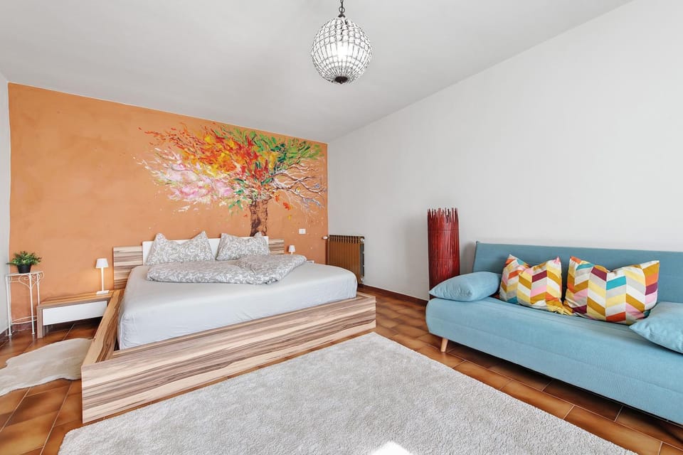 Living room, Bedroom