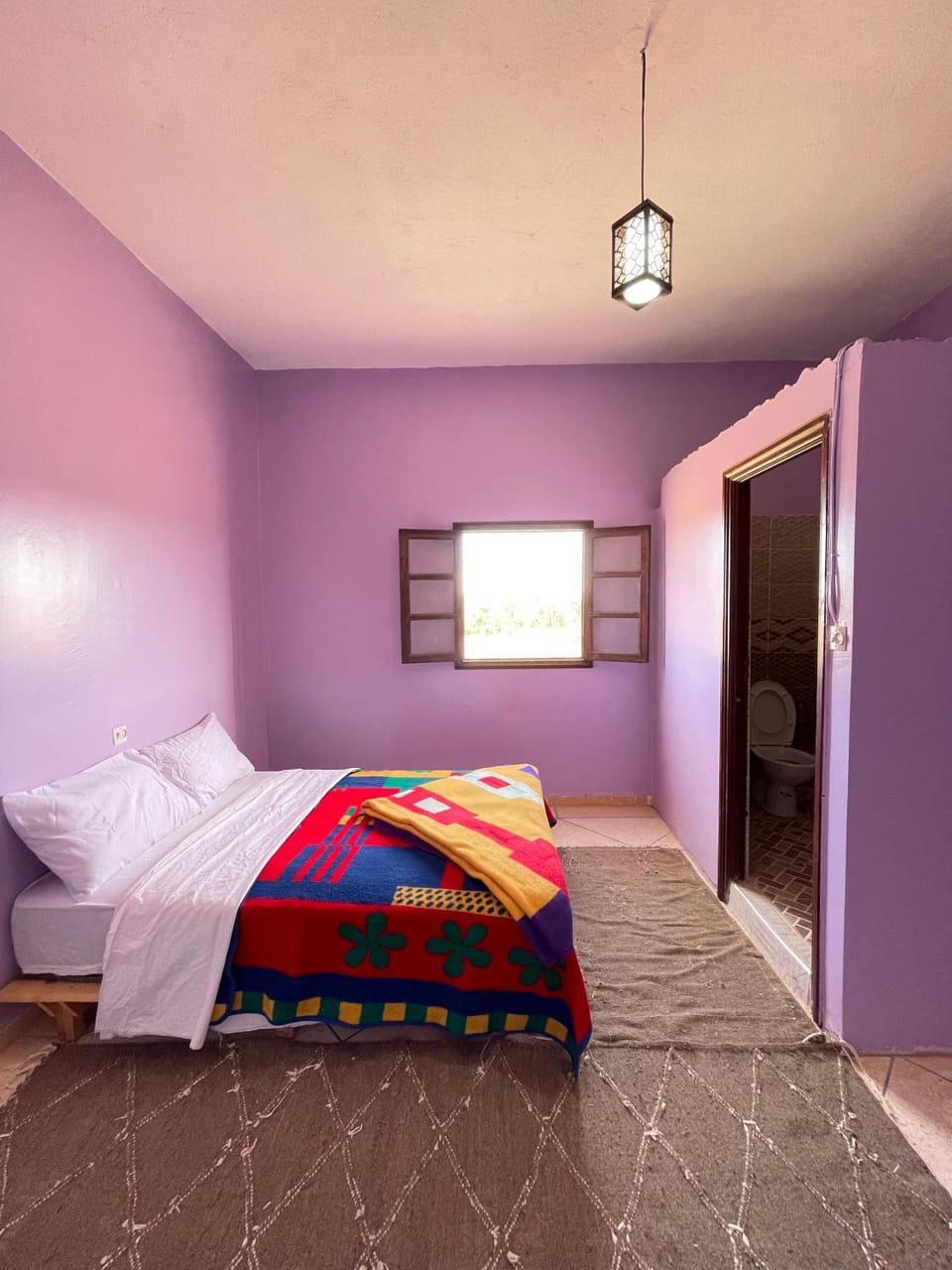 Property building, Bed, Photo of the whole room, Bedroom
