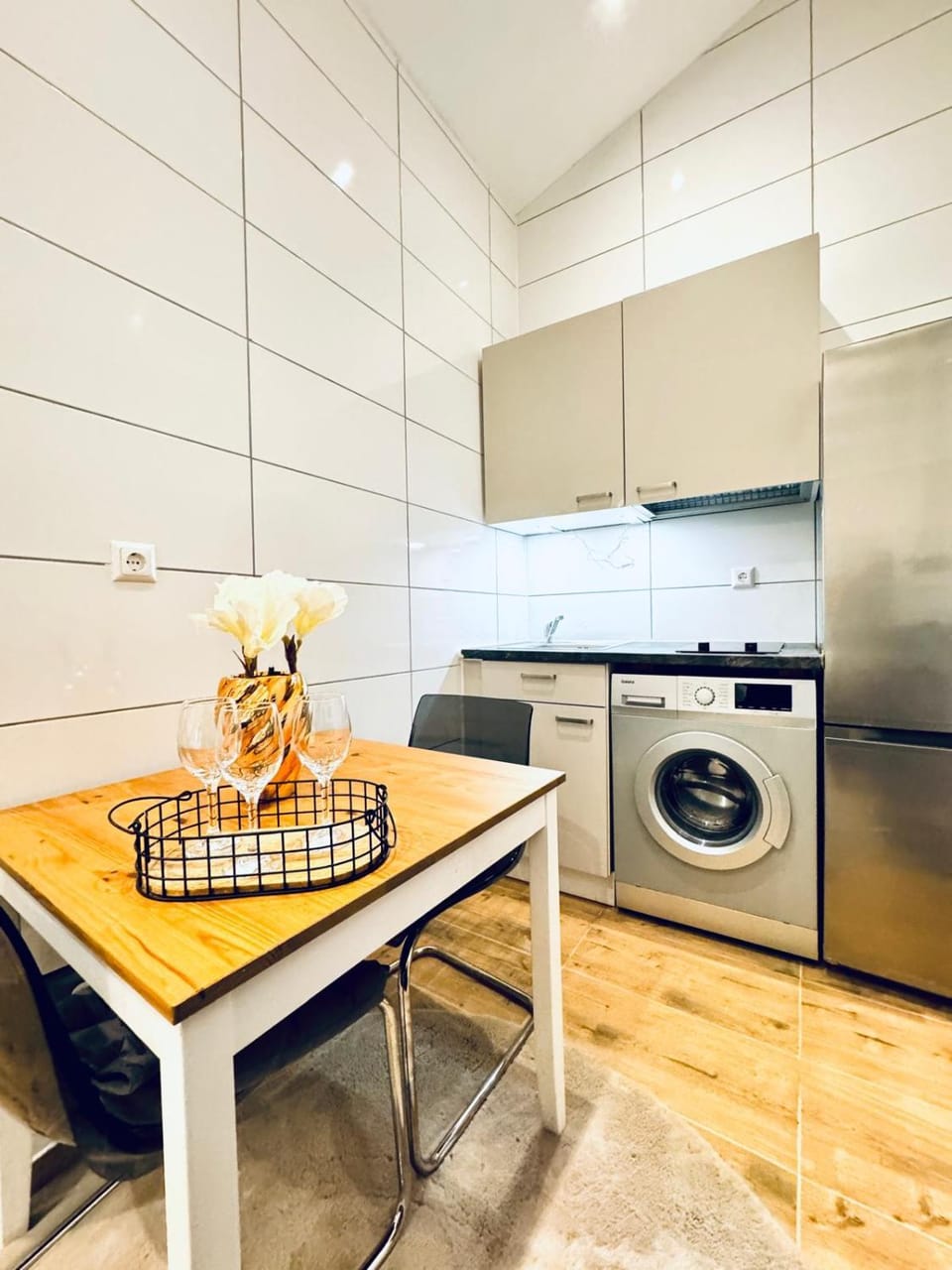 Kitchen or kitchenette, pet friendly, stove
