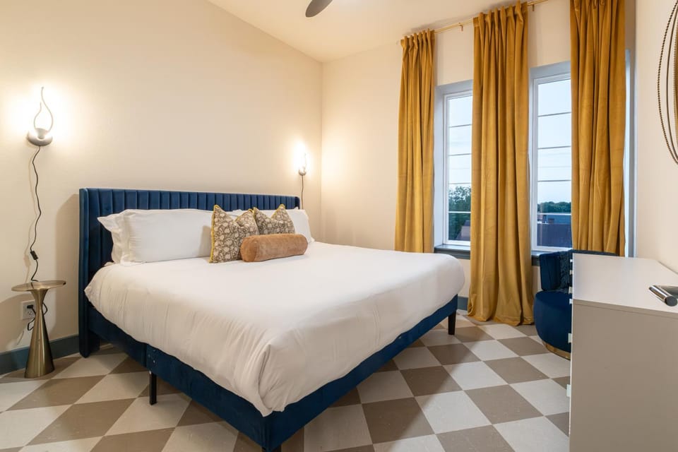 Bed, Bedroom