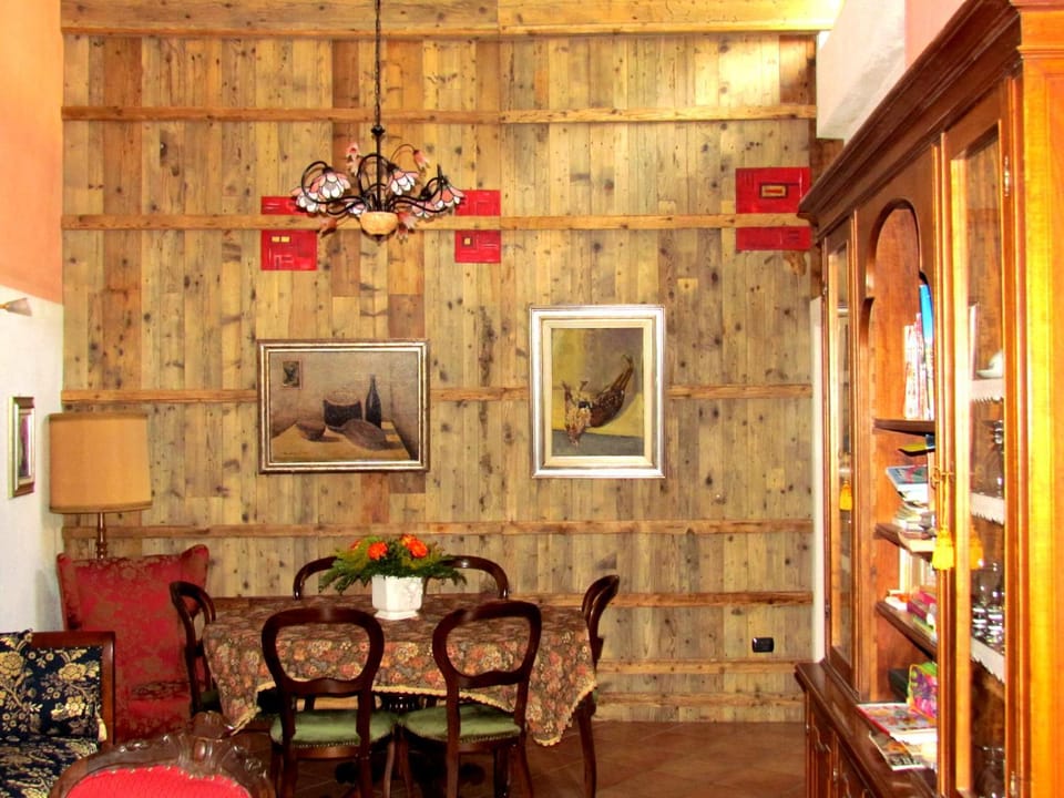 Communal lounge/ TV room, On site, Time of day