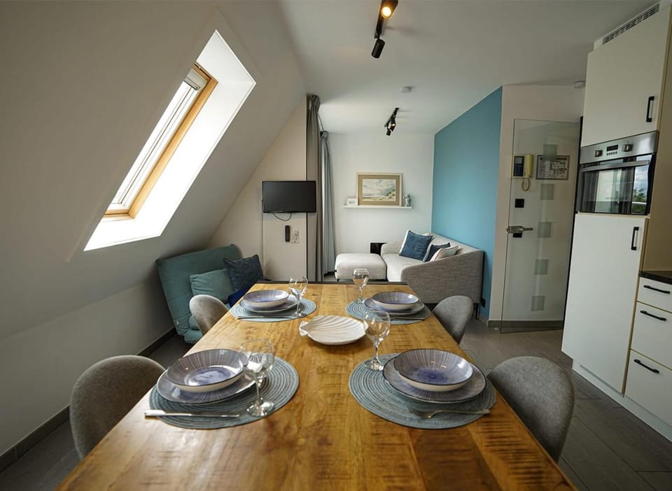 Living room, kitchen