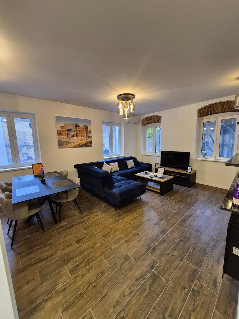 Living room, Seating area, Dining area