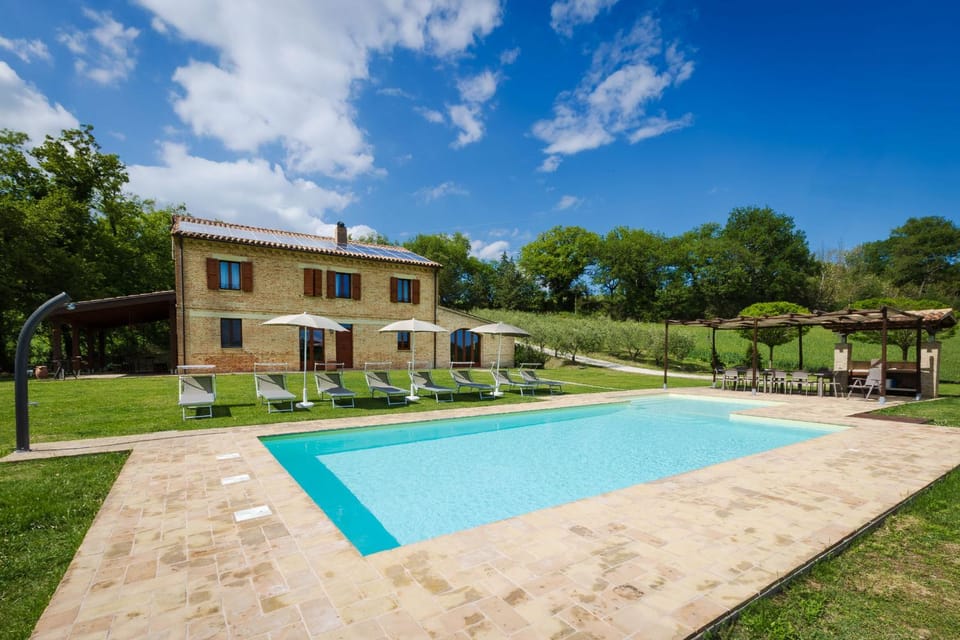 Property building, Swimming pool