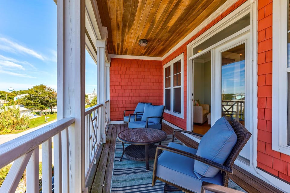 Stay Kureous House in Kure Beach