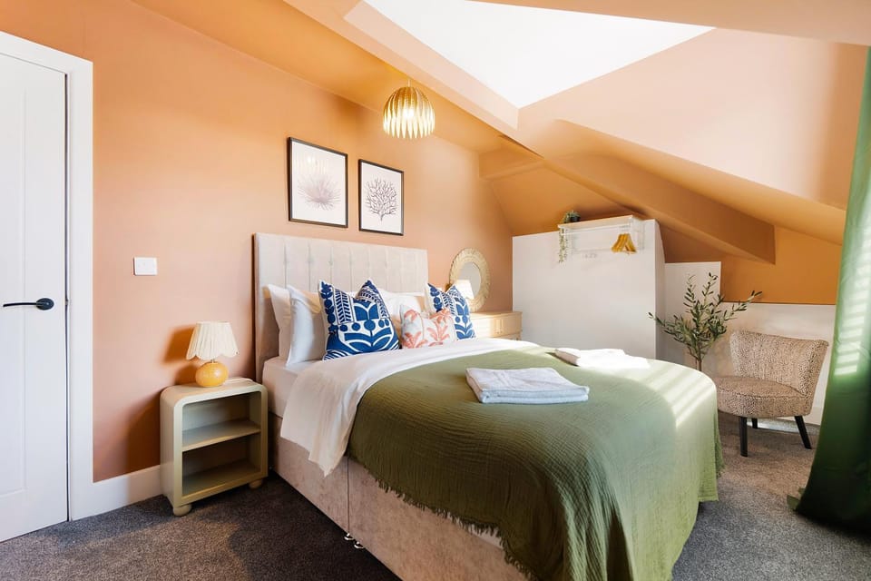 Bed, Bedroom, wardrobe