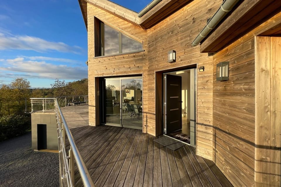 Property building, Balcony/Terrace