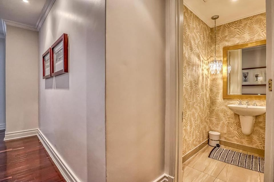 Micheal Angelo towers Apartment hotel in Sandton