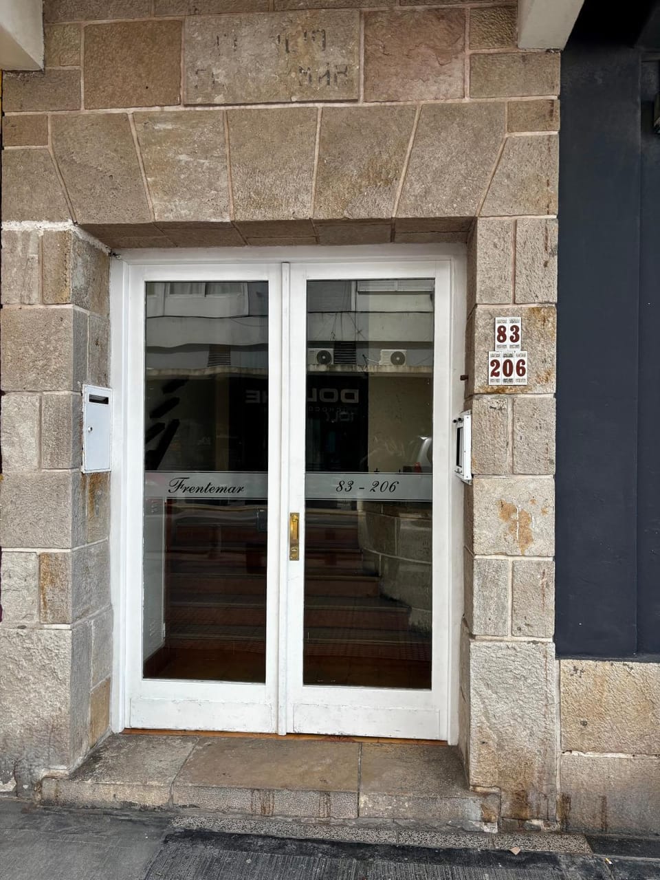 Departamento en peatonal y el mar Apartment in Necochea