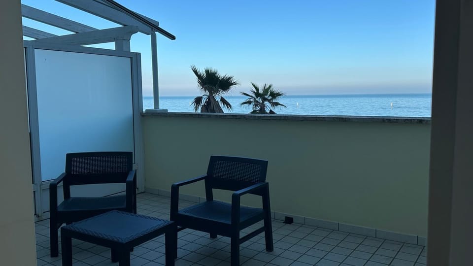 P046 - Porto Recanati, meraviglioso trilocale fronte mare Apartment in Porto Recanati
