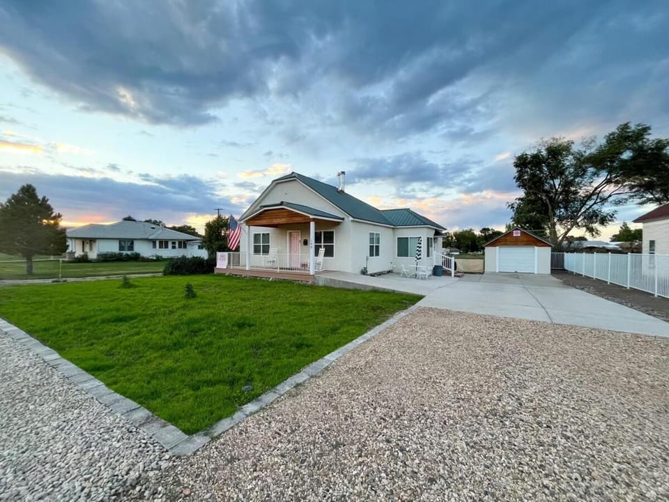 POEs Place House in Panguitch
