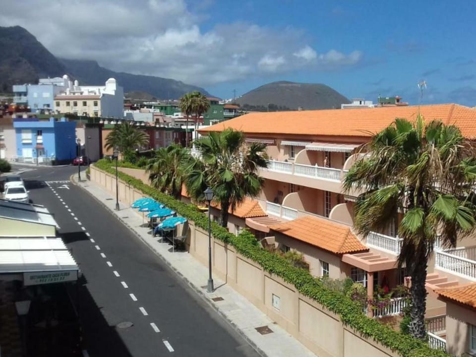 Neighbourhood, View (from property/room)