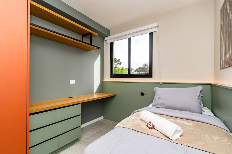 Apto Refinado com 2 quartos e Vaga - SOU0408A Apartment in Curitiba