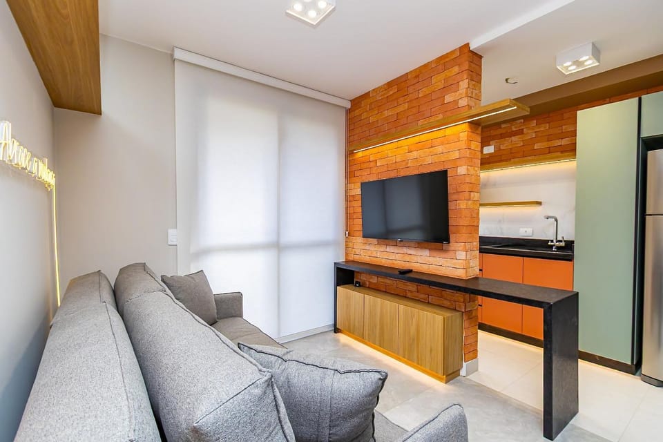Apto Refinado com 2 quartos e Vaga - SOU0408A Apartment in Curitiba