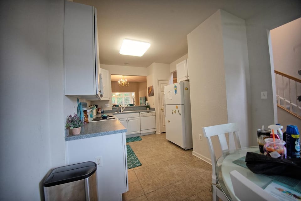 ⛱ Quiet 3 Bed Twinhome just 3 miles from Beach! ⛱ Villa in Millville