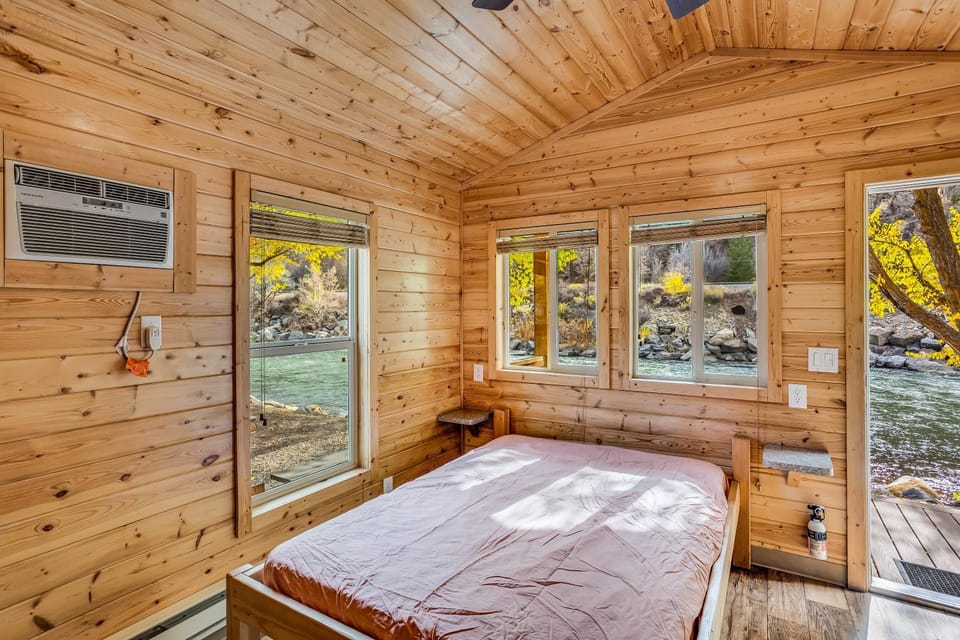 Bed, Bedroom, River view