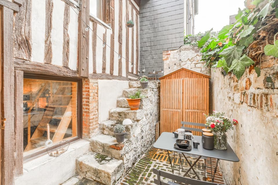 Patio, Spring