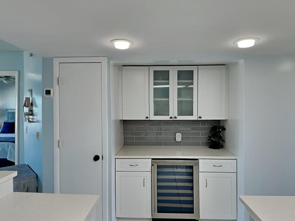 Kitchen or kitchenette, kitchen