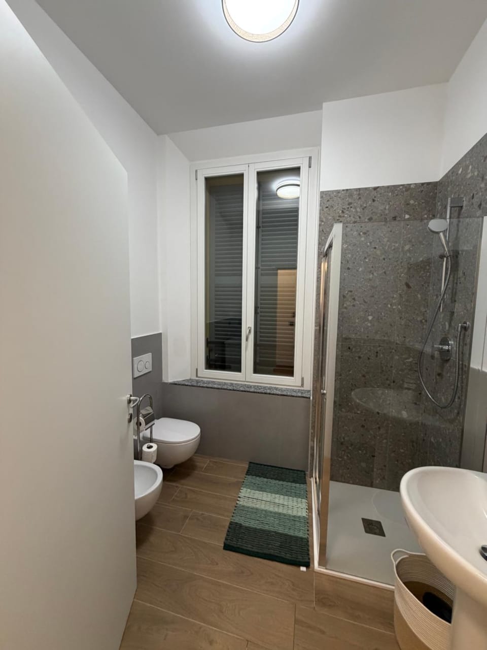 Shower, Bathroom, Quiet street view, washing machine