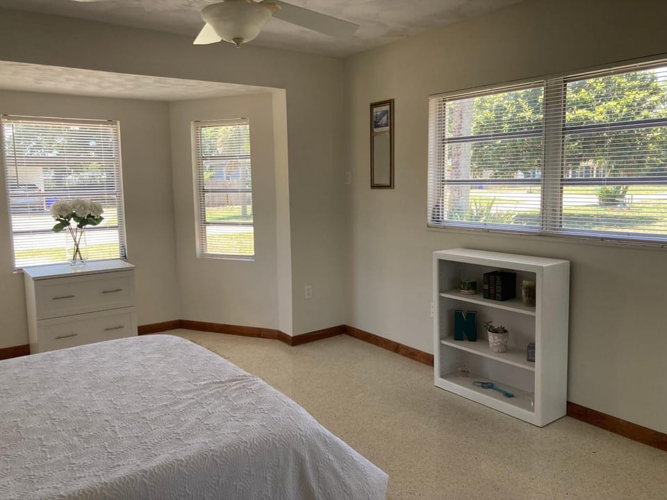 Historic Cocoa Village Riverwalk Bed and Breakfast in Rockledge