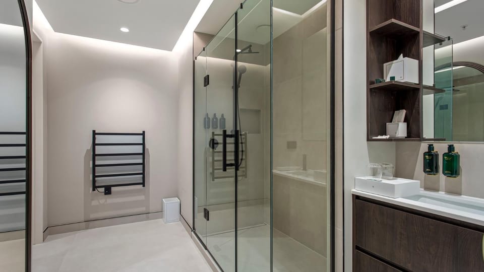 Shower, Bathroom
