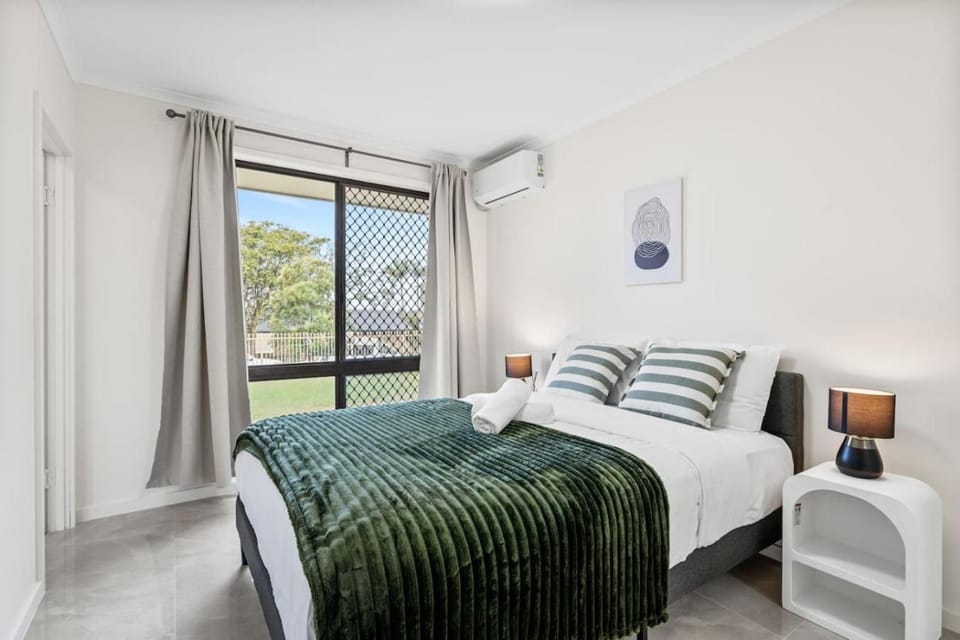 Cozy Little Charm Unit in Eight Miles Plain House in Brisbane