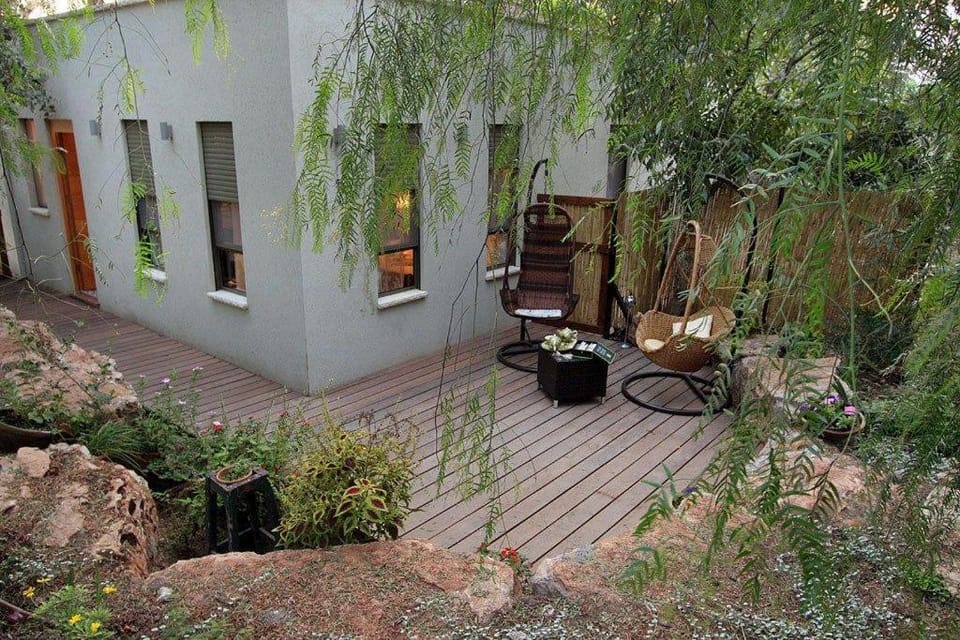 Property building, Spring, Summer, Garden, Balcony/Terrace, Autumn, Garden view, Garden view, Time of day