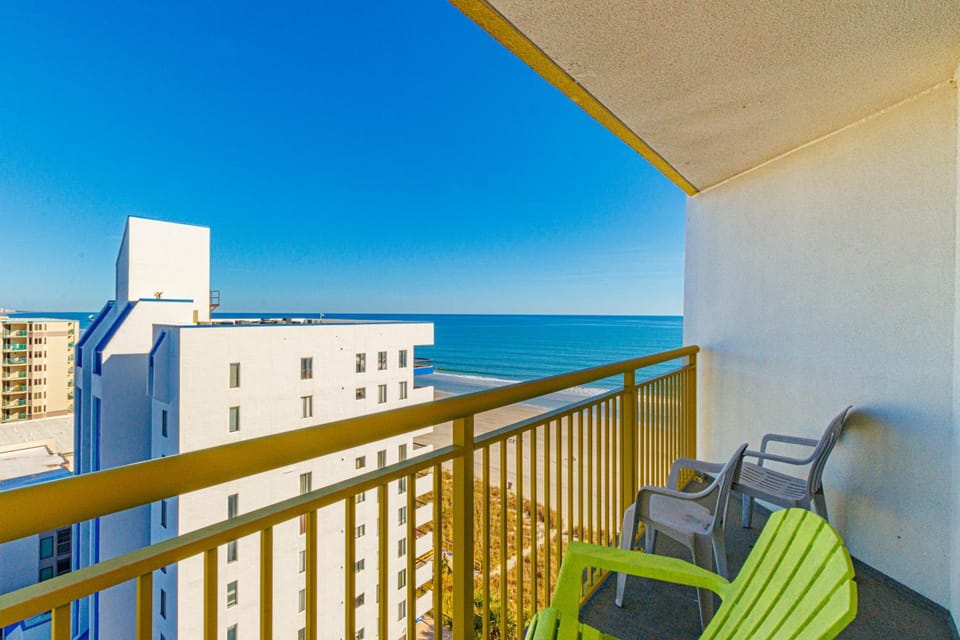 Stunning Ocean View Suite-Bay Watch 1101 House in Atlantic Beach