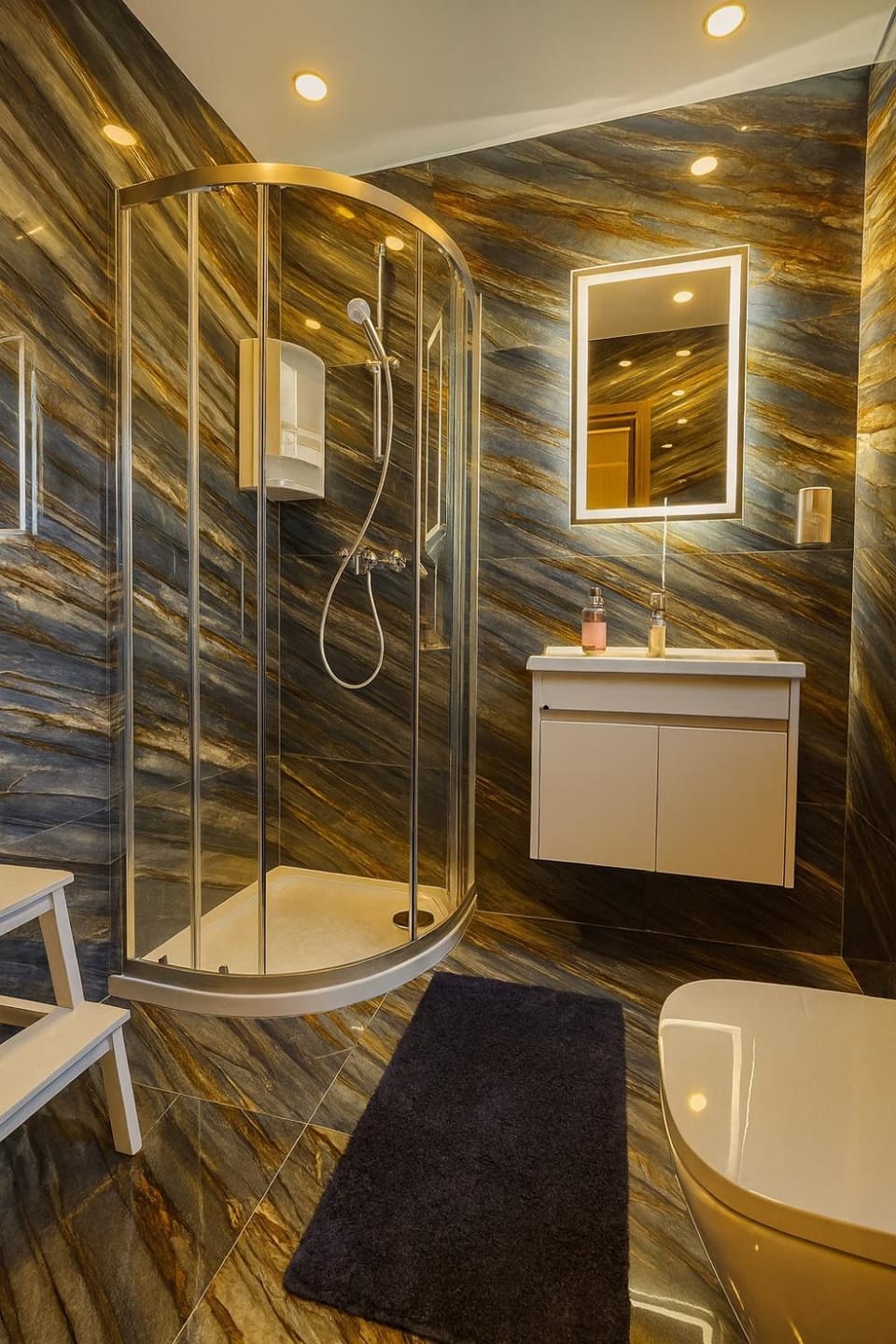 Shower, Bathroom
