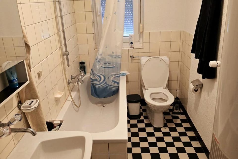 Toilet, Bathroom