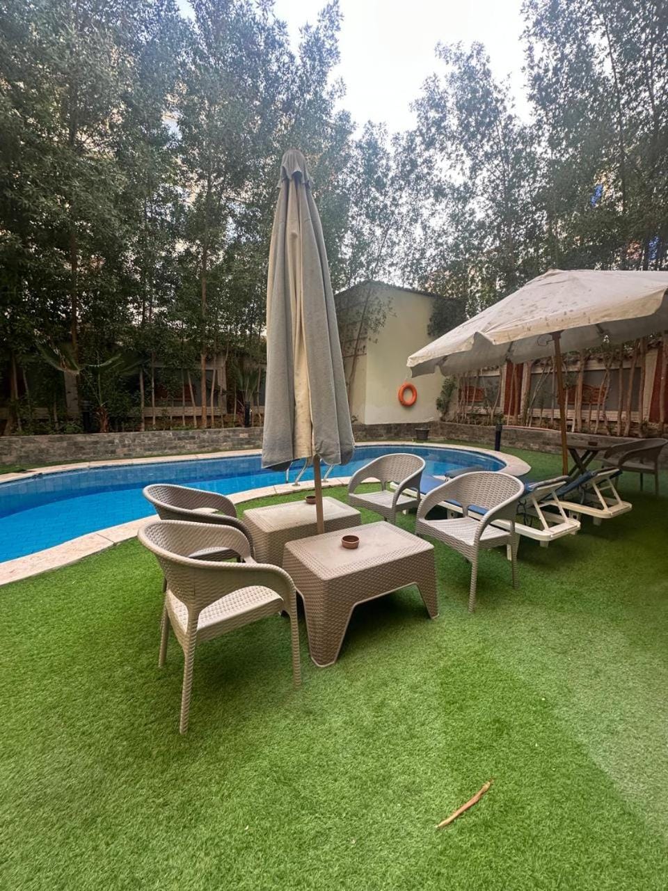 Swimming pool