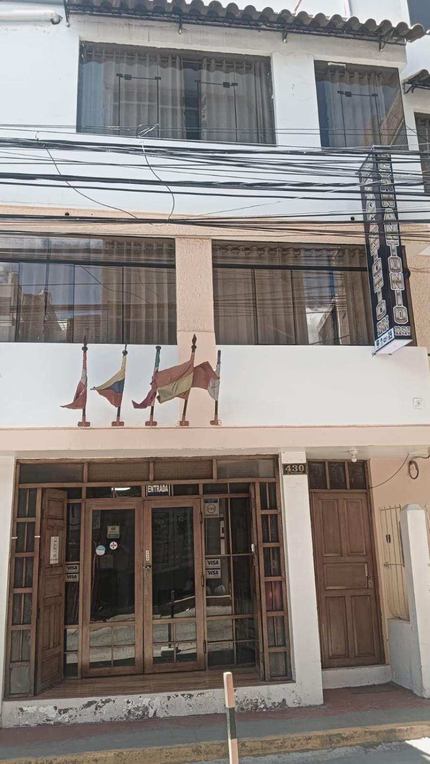 Property building, Facade/entrance