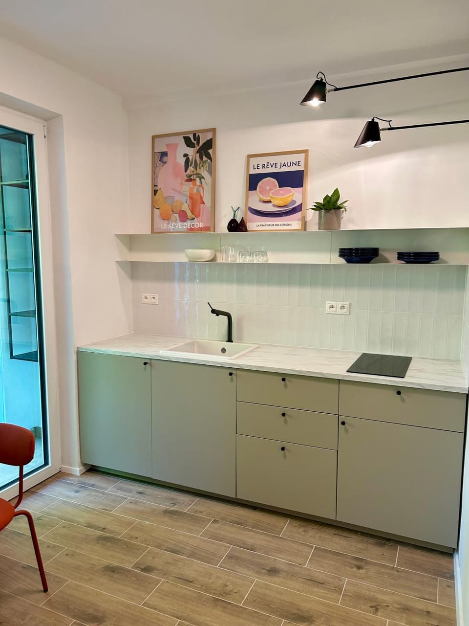 Kitchen or kitchenette