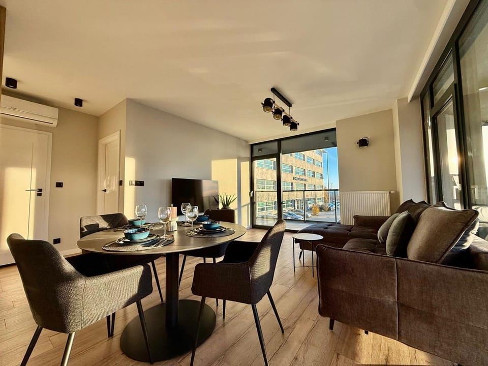 EASY RENT- Szeligowskiego 211 Chodźki Residence, Free parking, 24h Check-in Apartment in Masovian Voivodeship