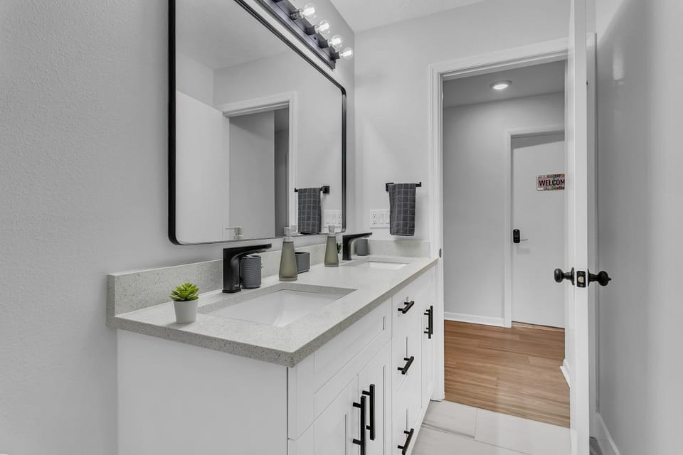 roomstr Pennsylvania Room 1 Bedroom in South Tampa with Shared Full Bathroom & FREE COFFEE Bed and Breakfast in Tampa
