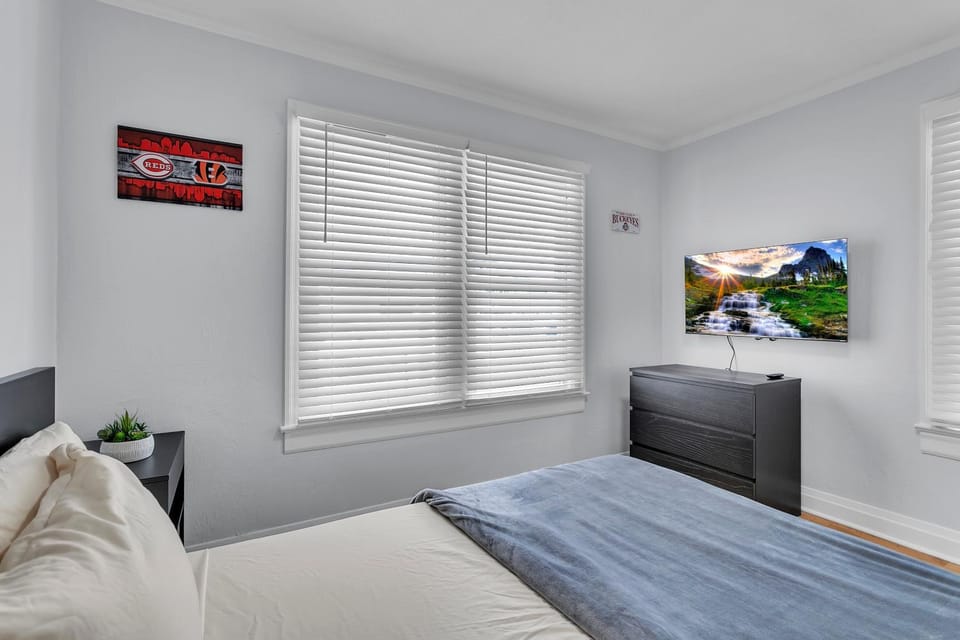 roomstr North Carolina Room 1 Bedroom in South Tampa with Shared Full Bathroom & FREE COFFEE Bed and Breakfast in Tampa