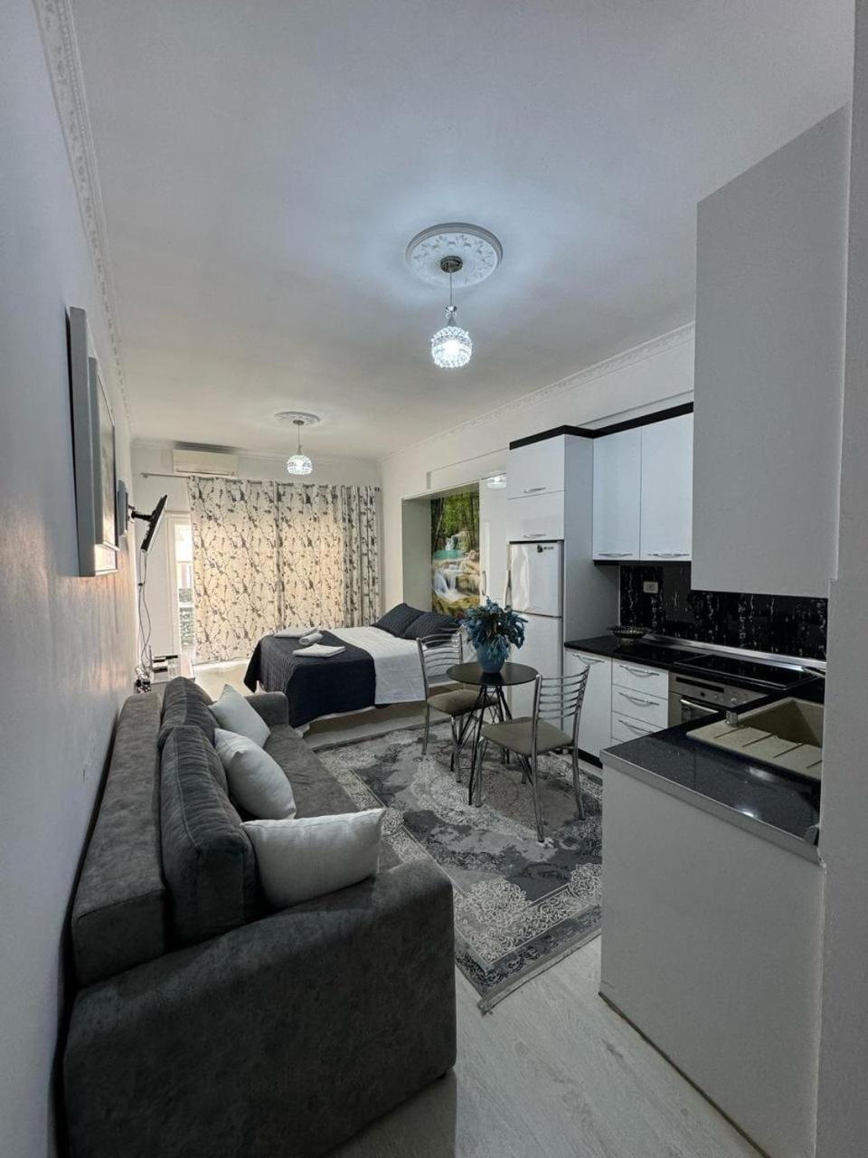 Property building, Bed, Dining area, Dinner, dishwasher, wardrobe