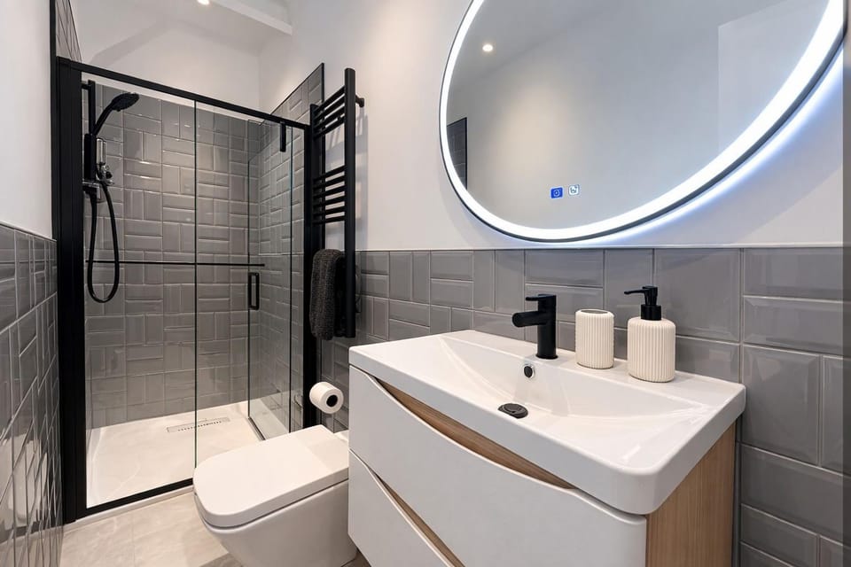 Liverpool Sage House - Spacious 2-Bed Near Anfield Stadium House in Liverpool