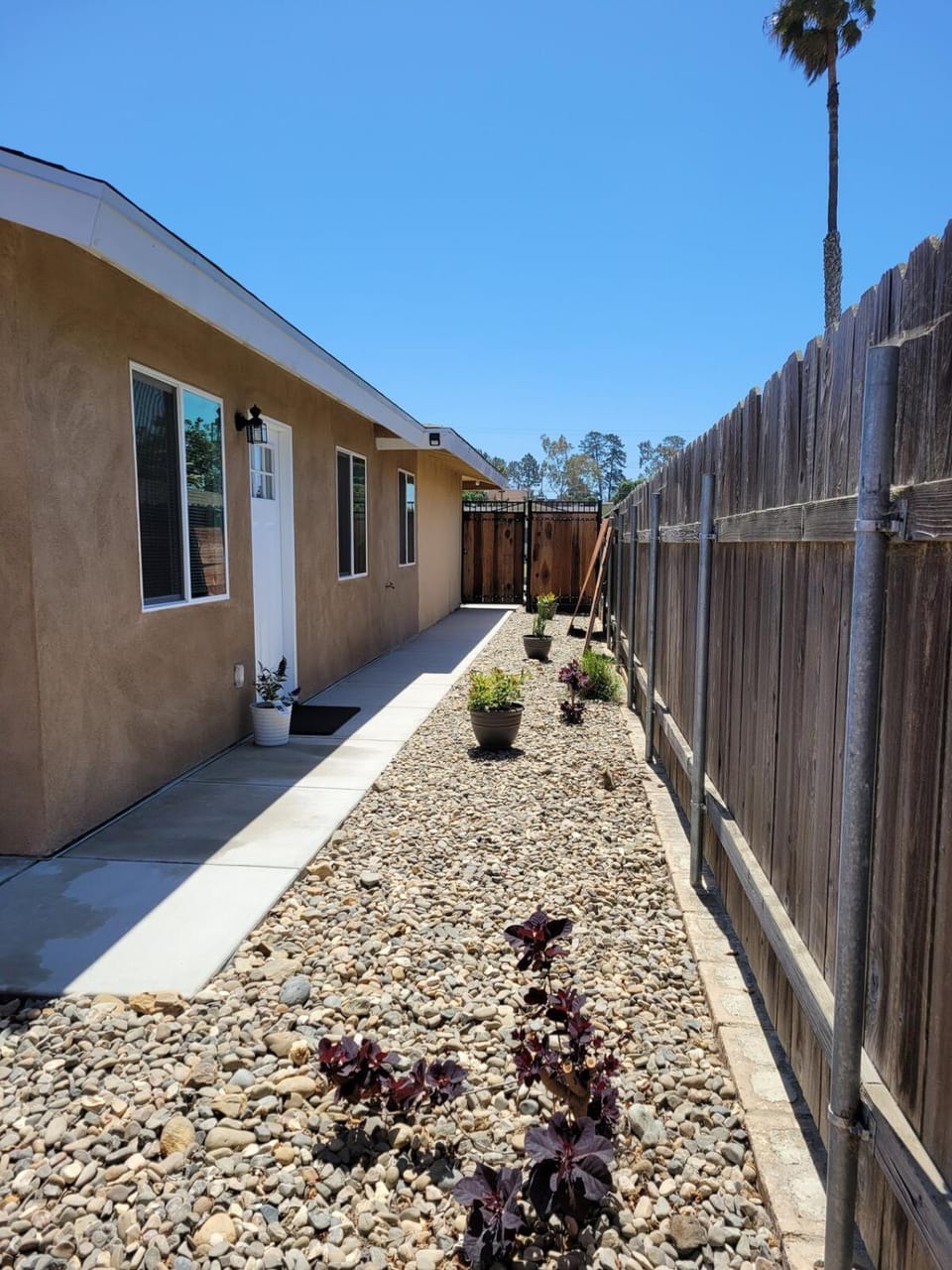 Comfy, independent 1 bedroom guest suite in Orcutt Apartment in Santa Maria