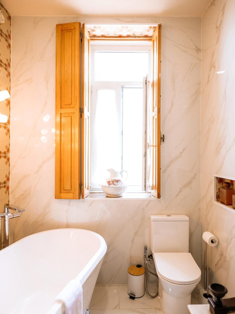 Toilet, Bathroom, Bath