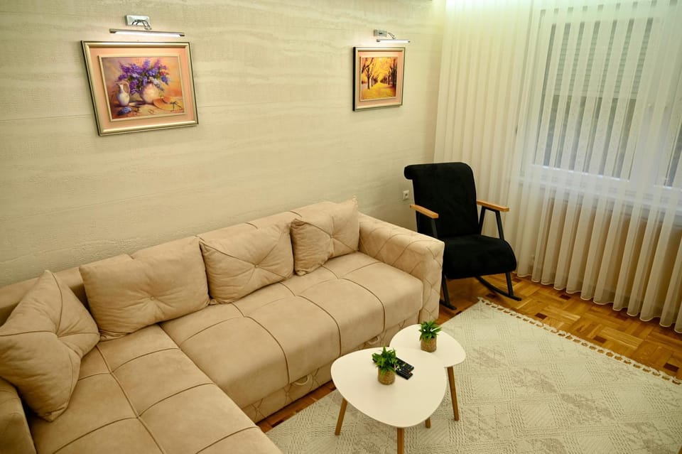 Hanan Apartmani A Apartment in Serbia